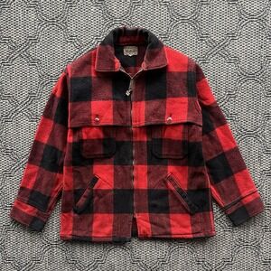 Vintage Woolrich Jacket Men's Medium Mackinaw Buffalo Plaid Wool‎ Hunting 1960s